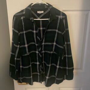 Button up baby doll flannel top size large from Beachlunchlounge